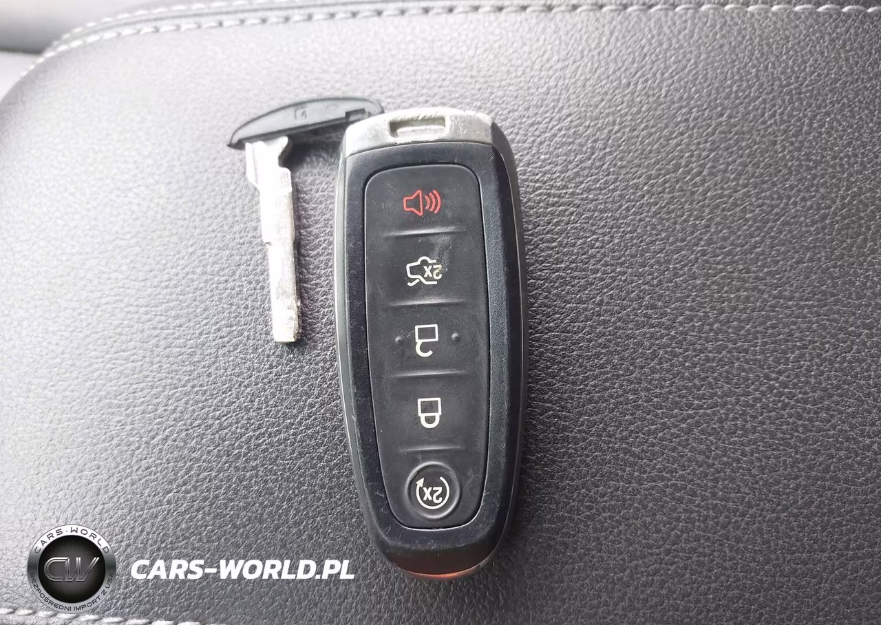 2015 Ford Escape Titanium VIN:1FMCU0J92FUB60974 - 11