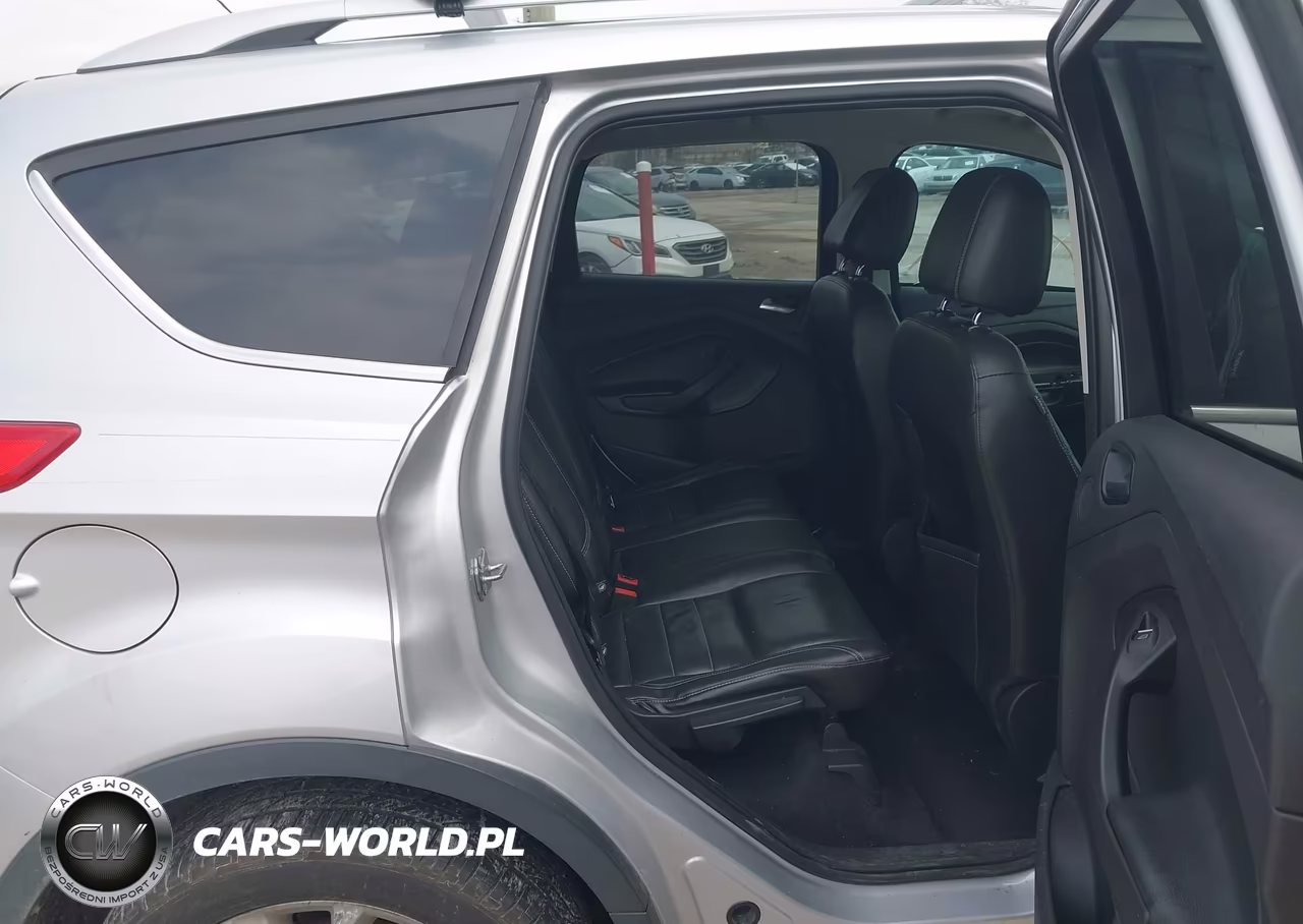 2015 Ford Escape Titanium VIN:1FMCU0J92FUB60974 - 8