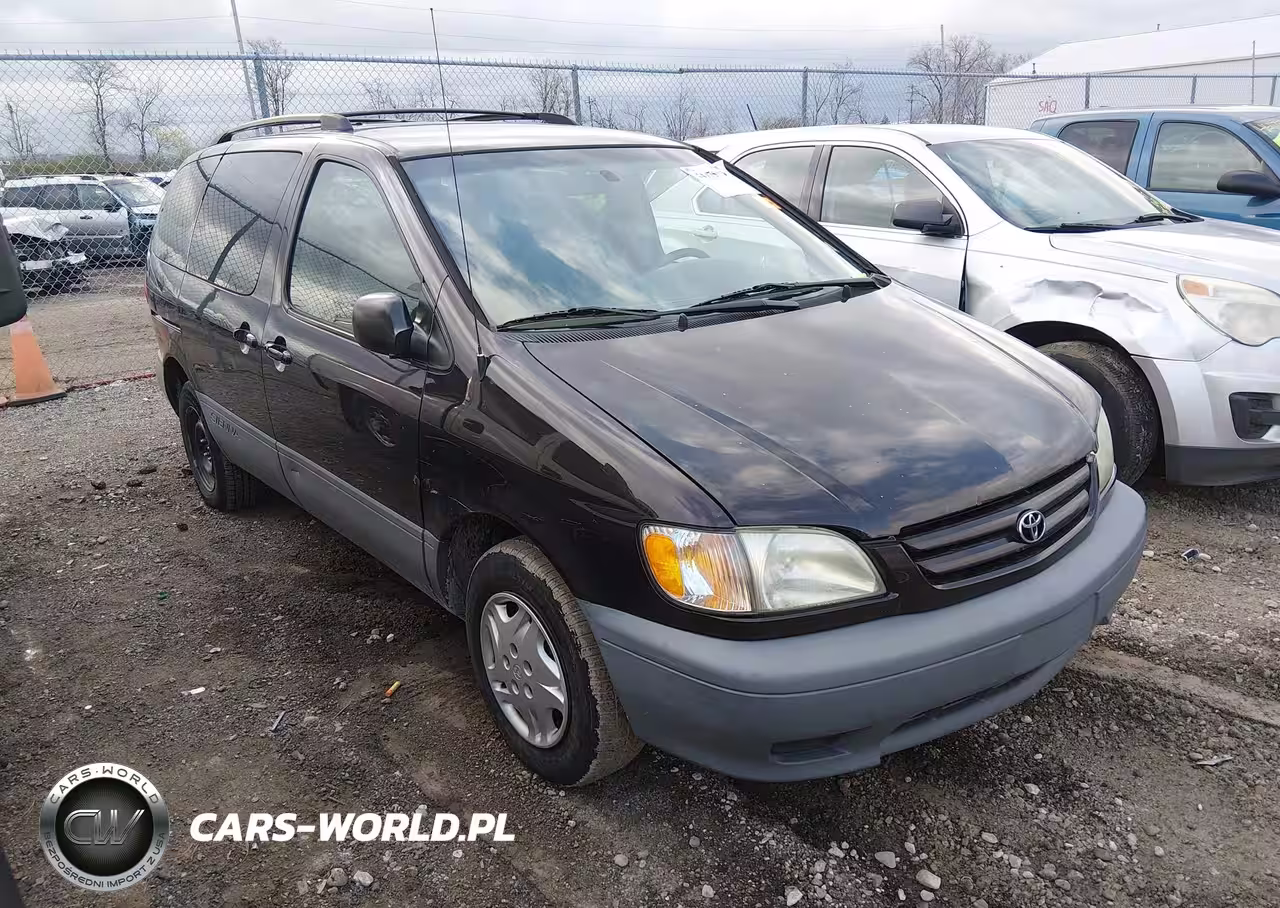 2002 Toyota Sienna Le