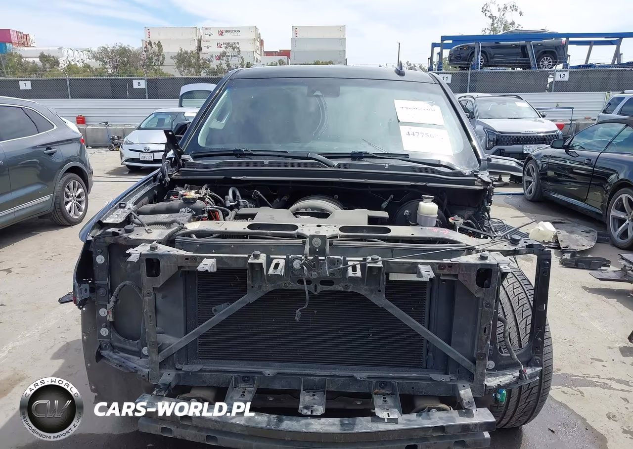 2019 Chevrolet Tahoe Lt VIN:1GNSCBKC2KR362694 - 13