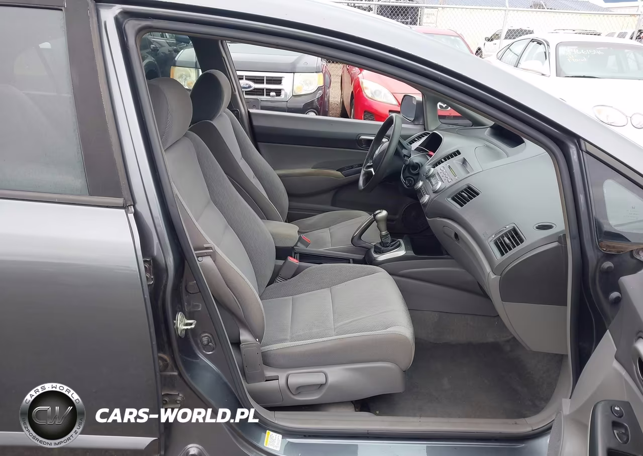 2010 Honda Civic Lx VIN:19XFA1E52AE039635 - 5