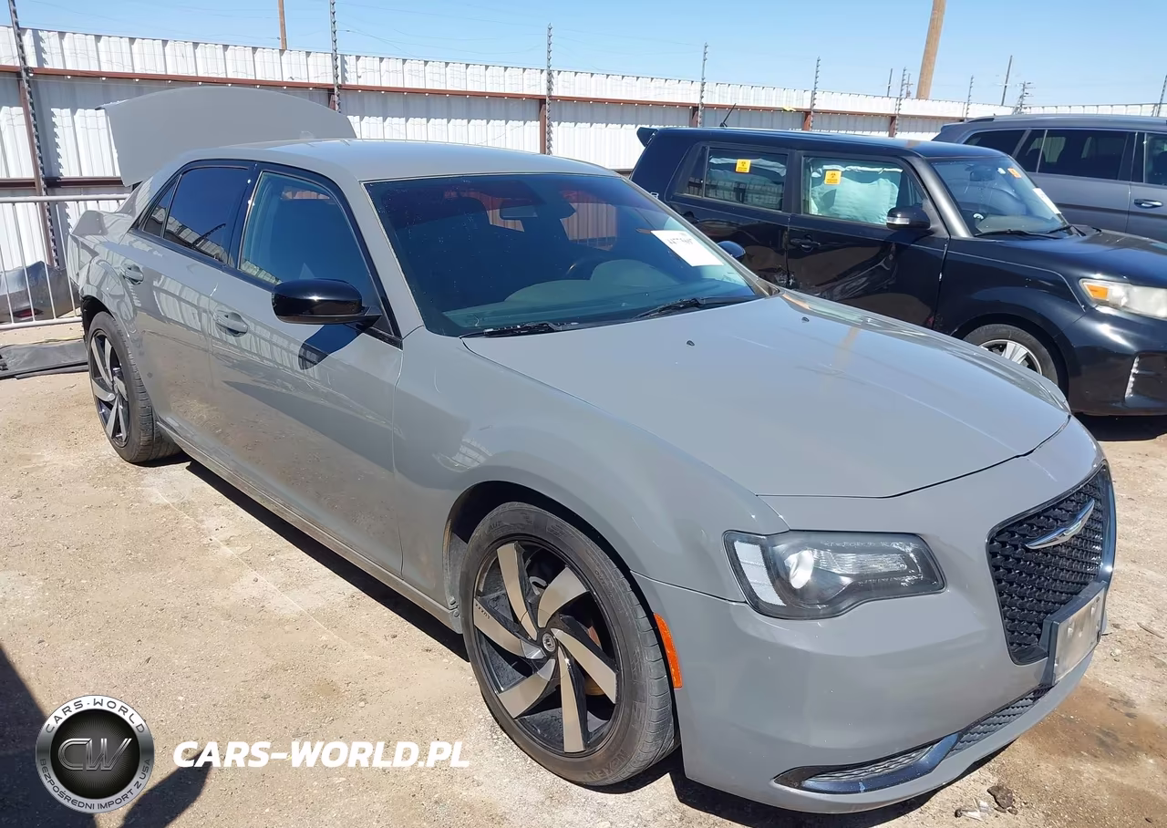 2019 Chrysler 300 Touring