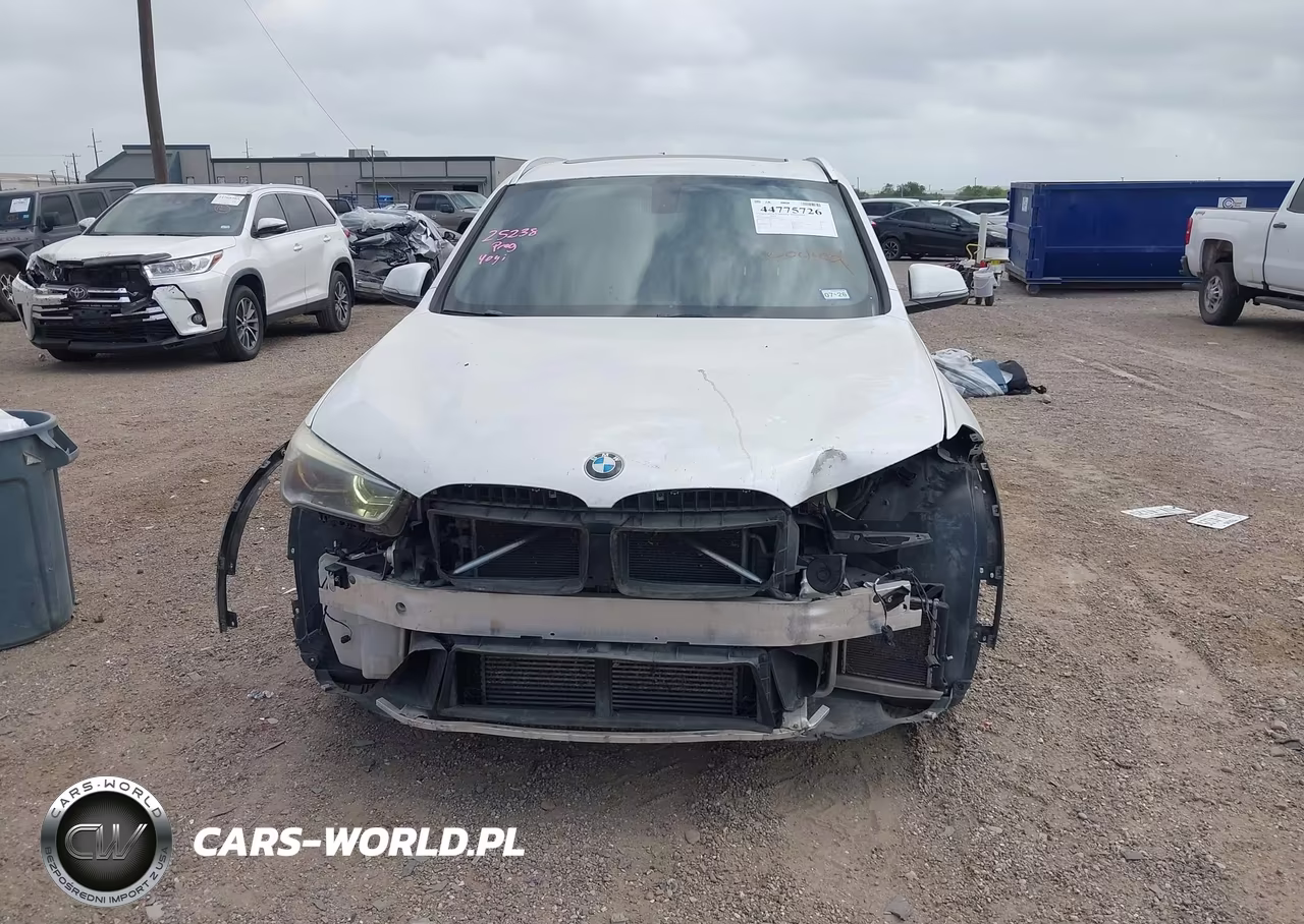 2017 BMW X1 Sdrive28I VIN:WBXHU7C30H5H36561 - 13