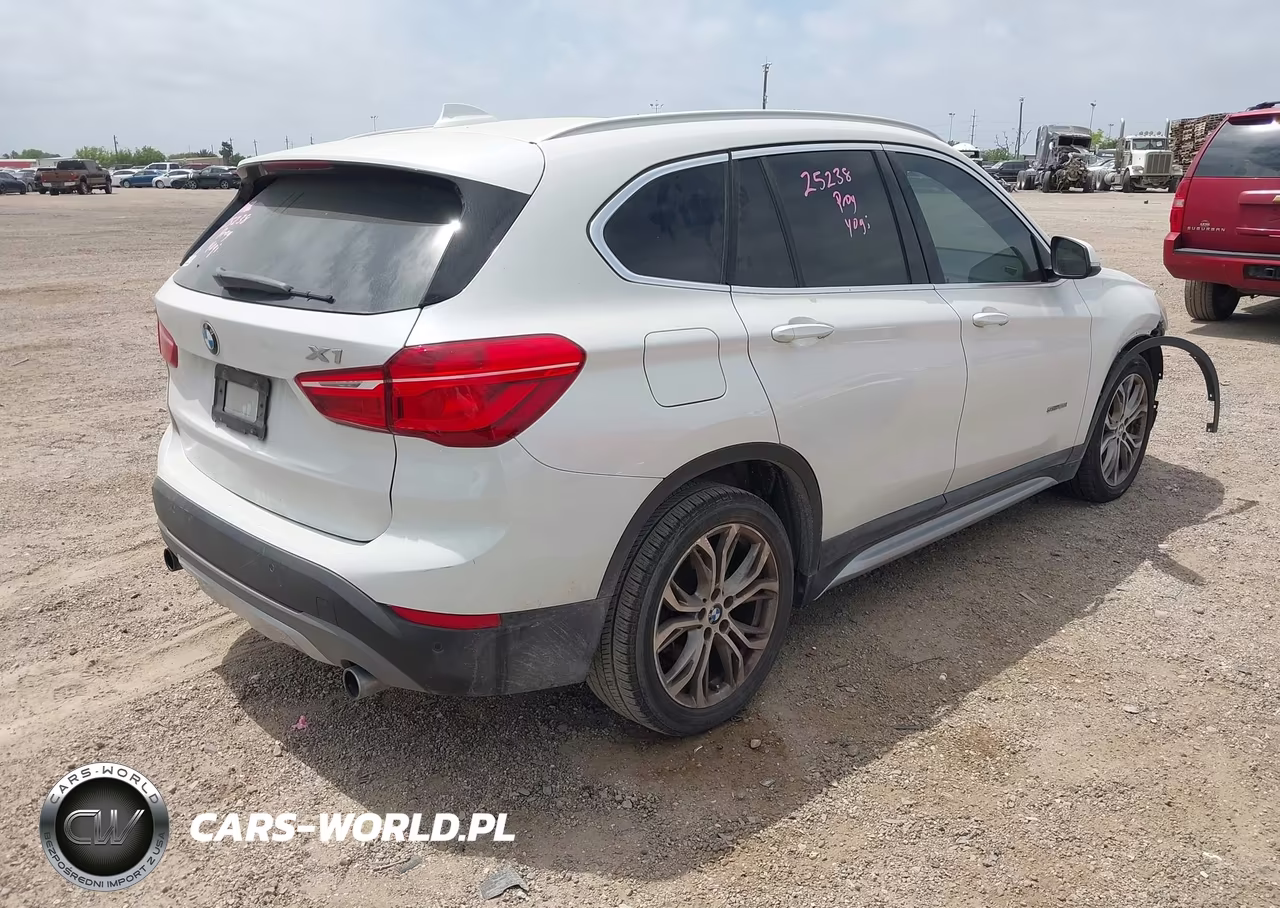 2017 BMW X1 Sdrive28I VIN:WBXHU7C30H5H36561 - 4