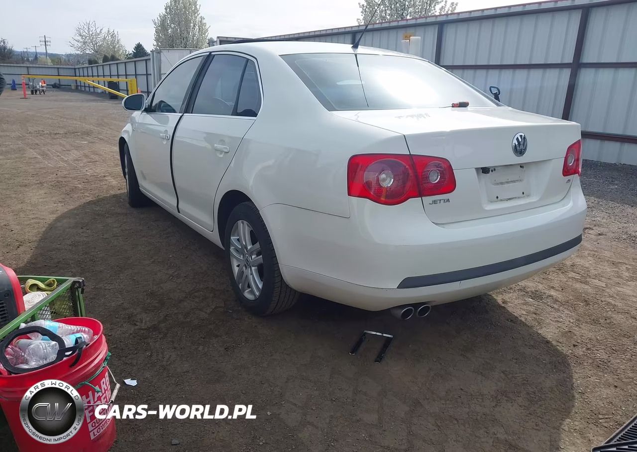 2007 Volkswagen Jetta Wolfsburg Edition VIN:3VWEF71K97M128058 - 3