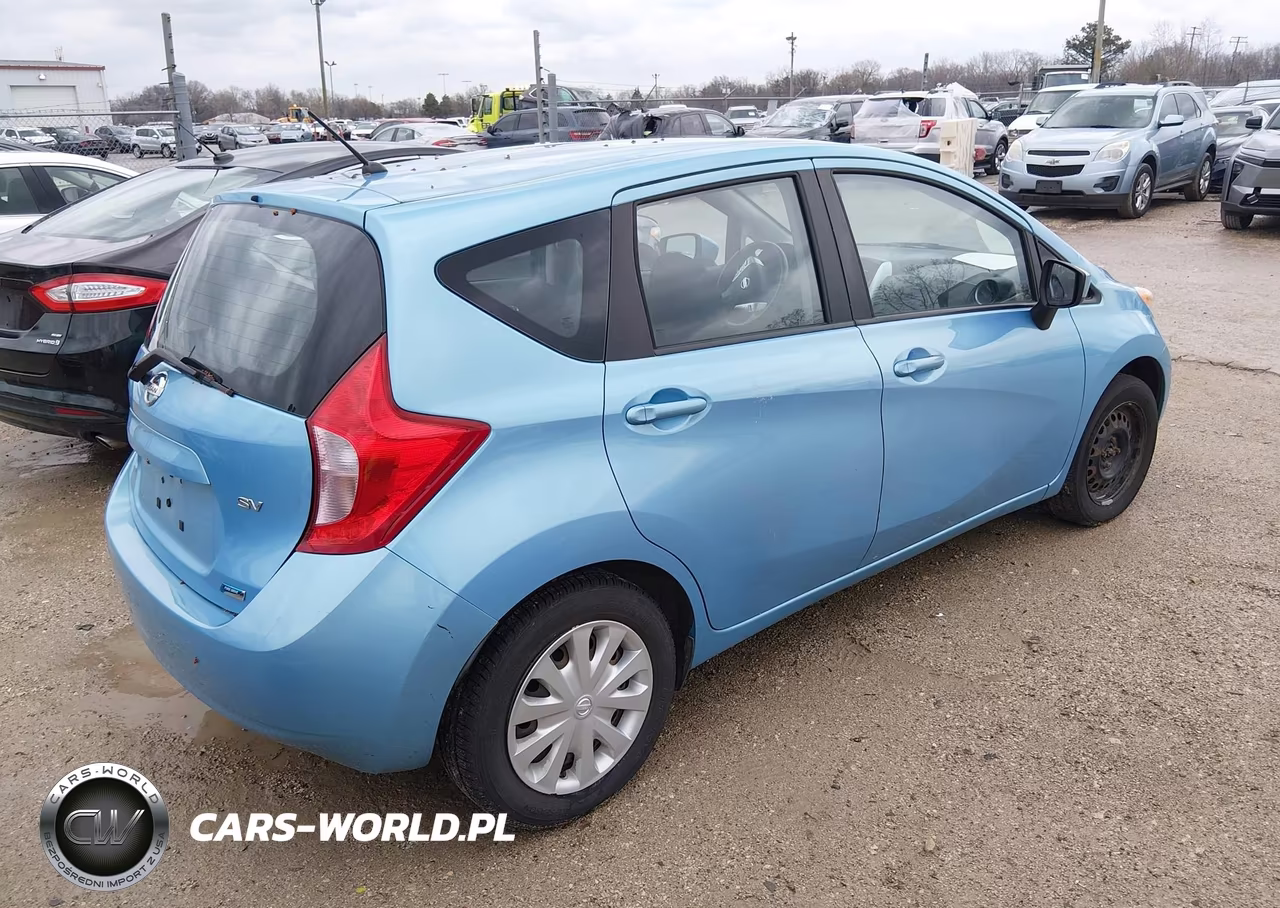 2015 Nissan Versa Note S (Sr)-S Plus-Sl-Sr-Sv VIN:3N1CE2CP5FL410469 - 4
