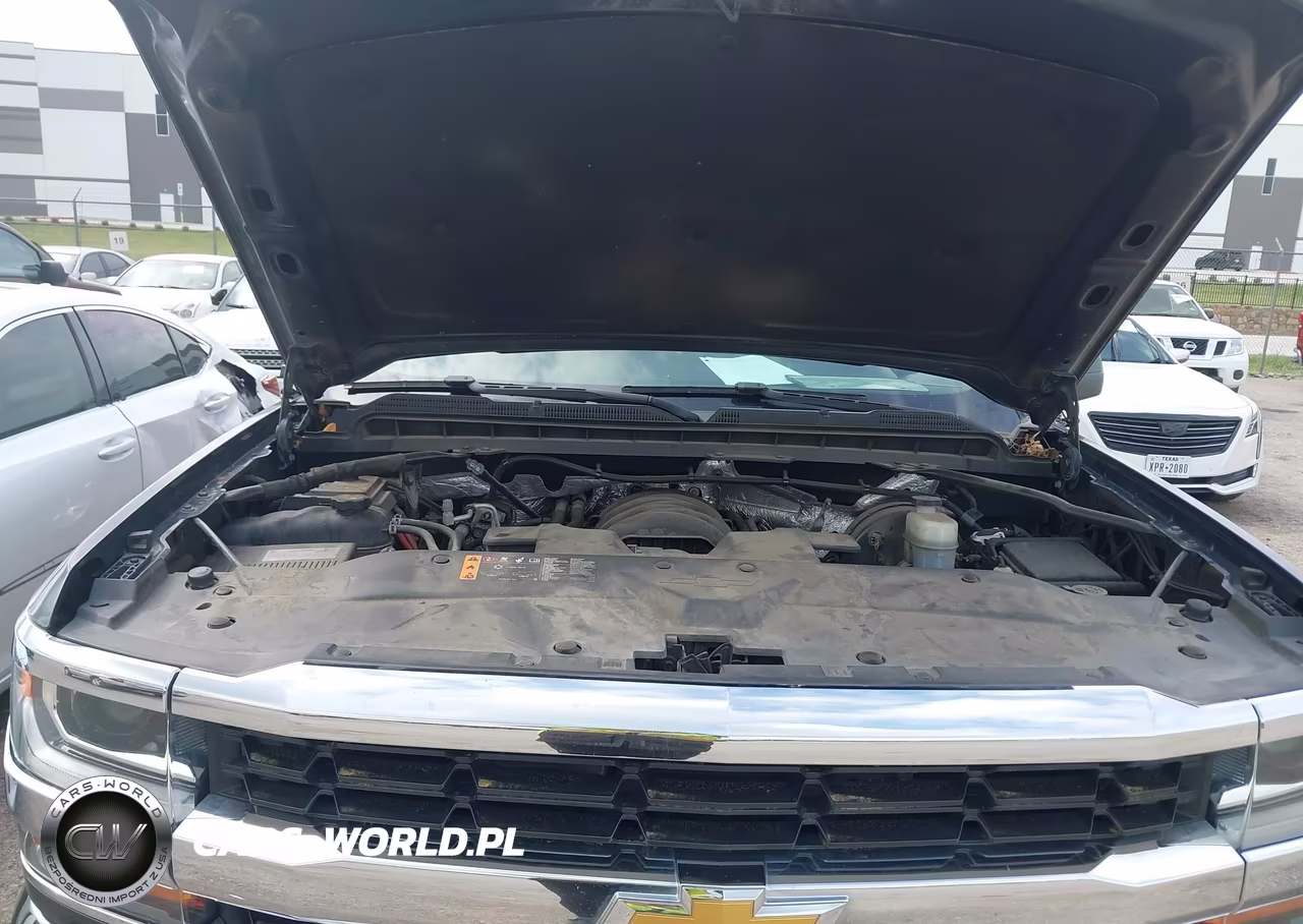 2018 Chevrolet Silverado 1500 1Lt VIN:1GCRCREC6JZ209195 - 10