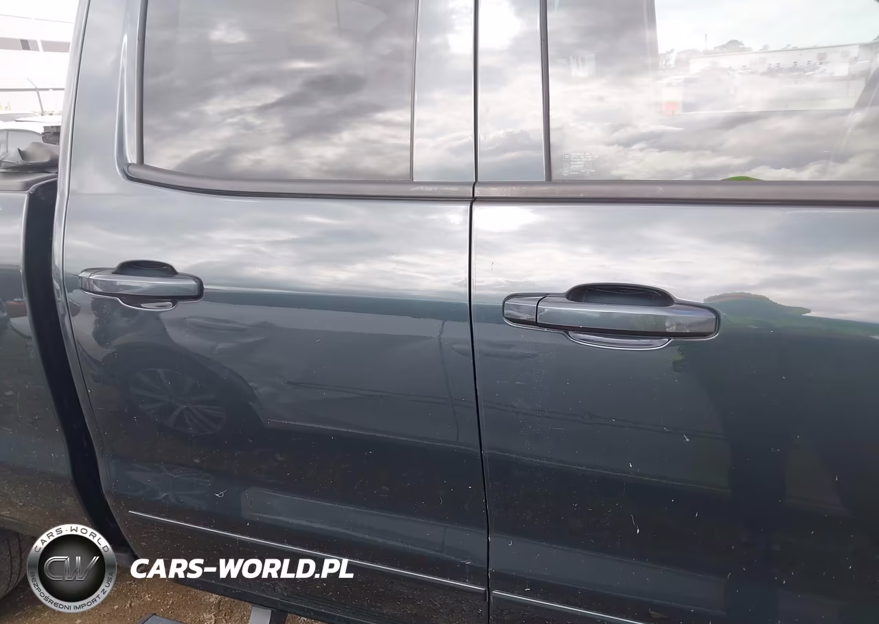 2018 Chevrolet Silverado 1500 1Lt VIN:1GCRCREC6JZ209195 - 13