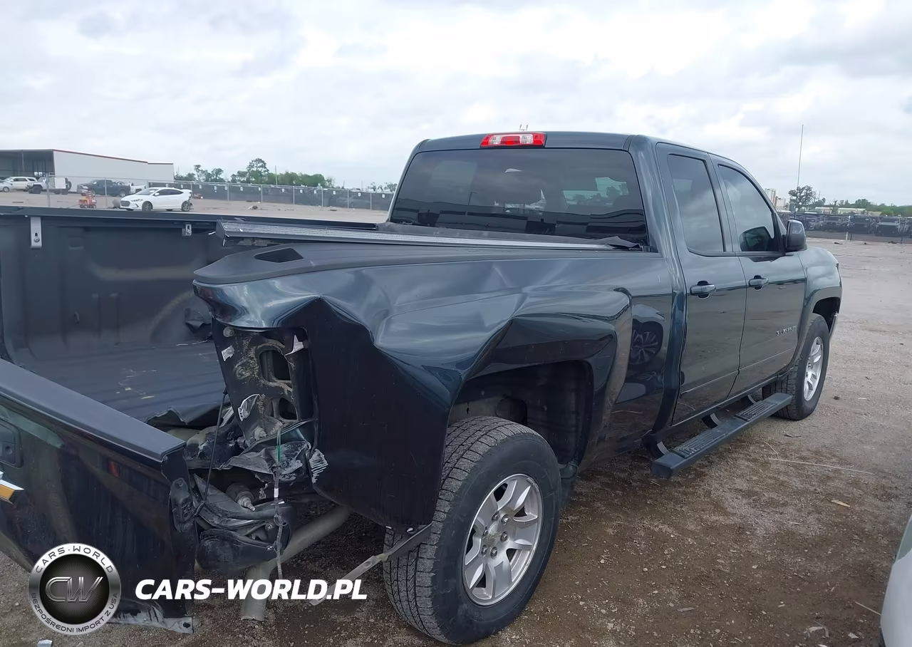 2018 Chevrolet Silverado 1500 1Lt VIN:1GCRCREC6JZ209195 - 4