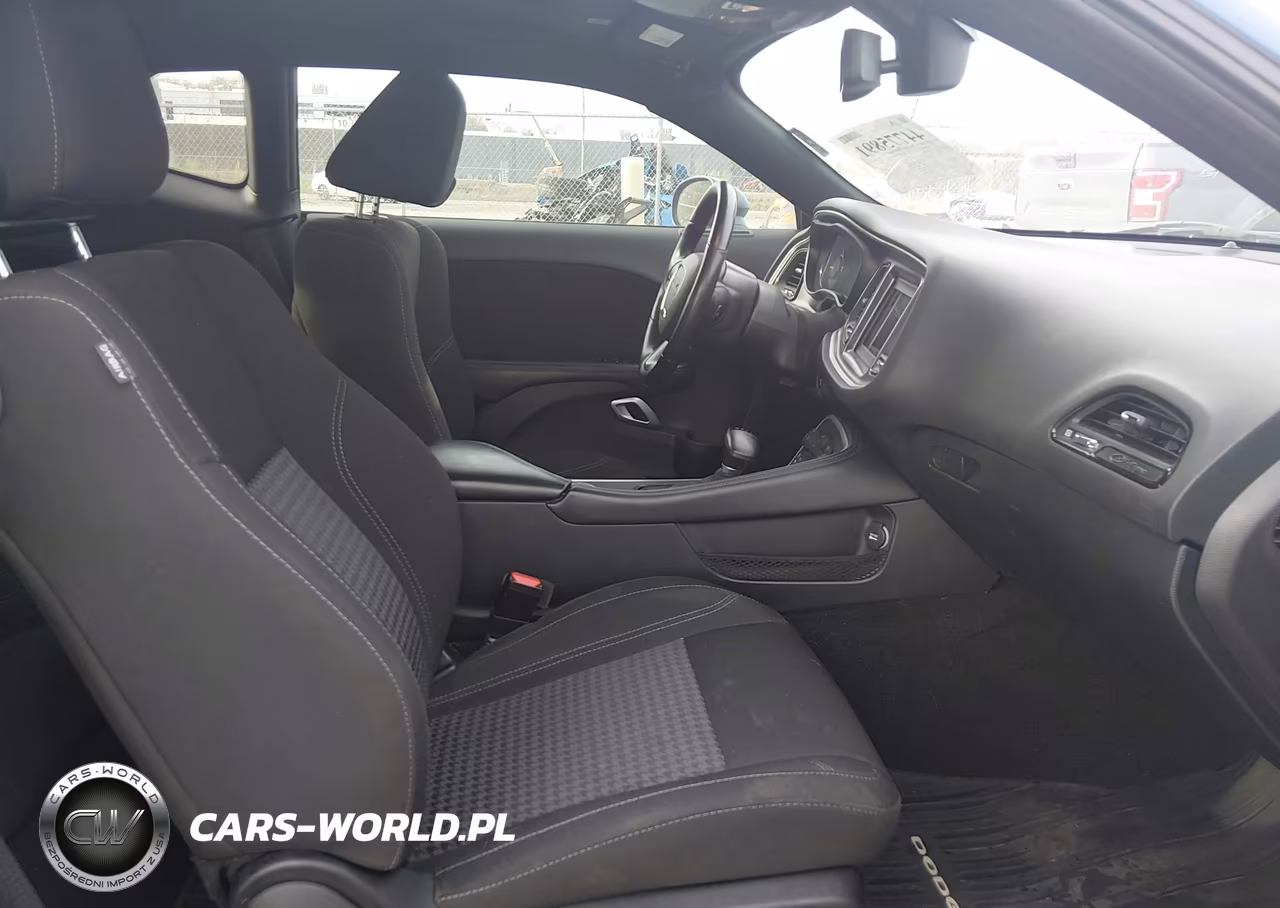 2021 Dodge Challenger Sxt VIN:2C3CDZAG5MH543240 - 5