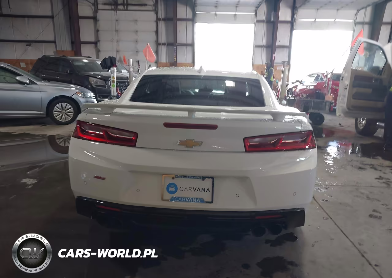 2016 Chevrolet Camaro 2Ss VIN:1G1FG1R76G0144215 - 16