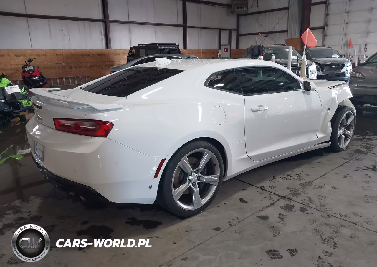 2016 Chevrolet Camaro 2Ss VIN:1G1FG1R76G0144215 - 4