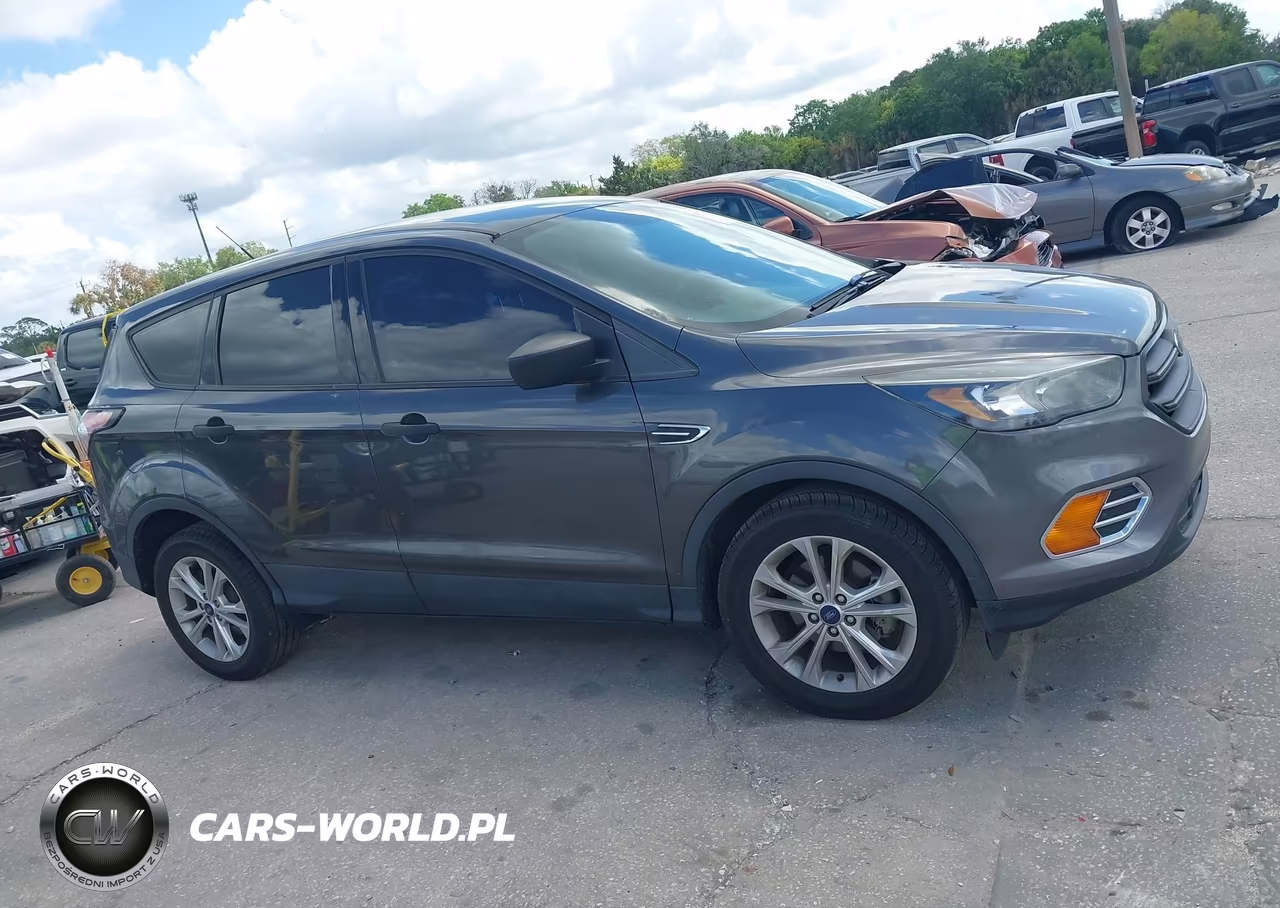 2018 Ford Escape S VIN:1FMCU0F7XJUB79904 - 13