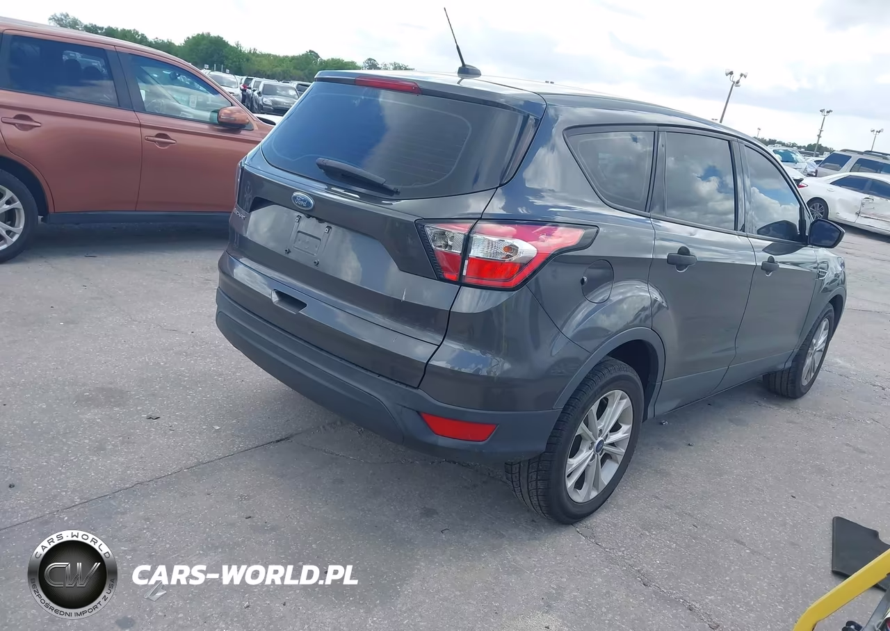 2018 Ford Escape S VIN:1FMCU0F7XJUB79904 - 4