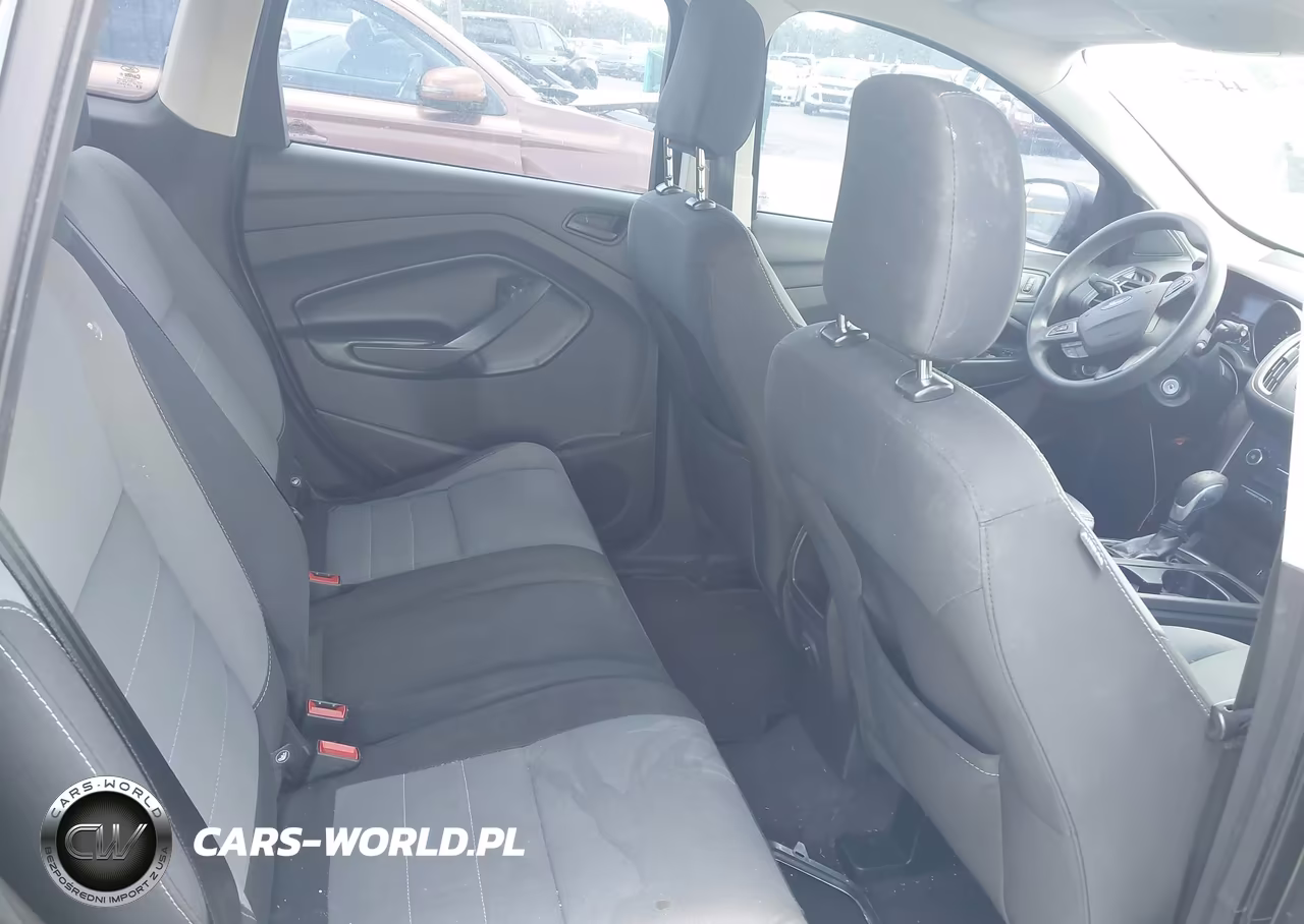 2018 Ford Escape S VIN:1FMCU0F7XJUB79904 - 8