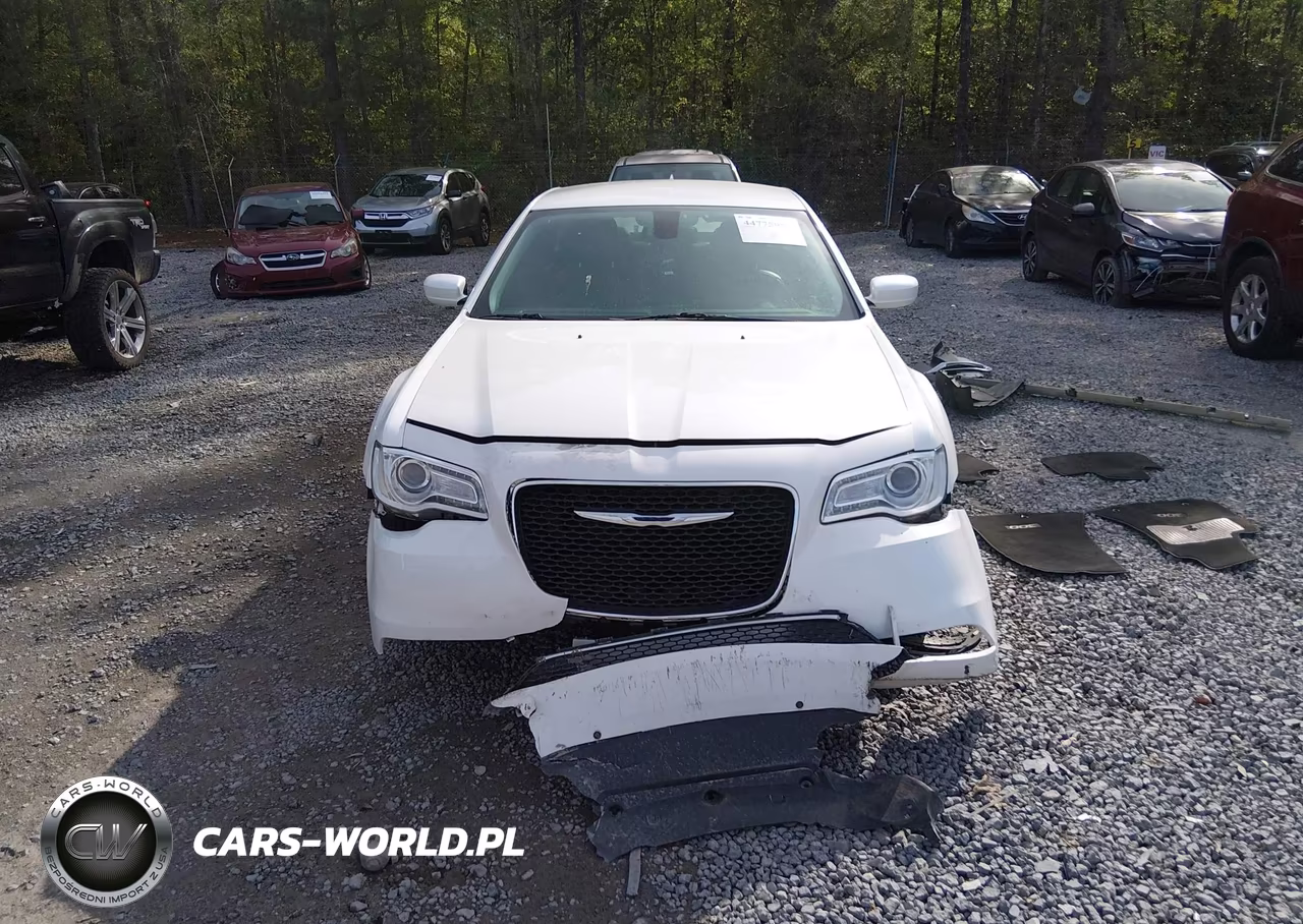 2016 Chrysler 300 Limited VIN:2C3CCAAG4GH141833 - 13