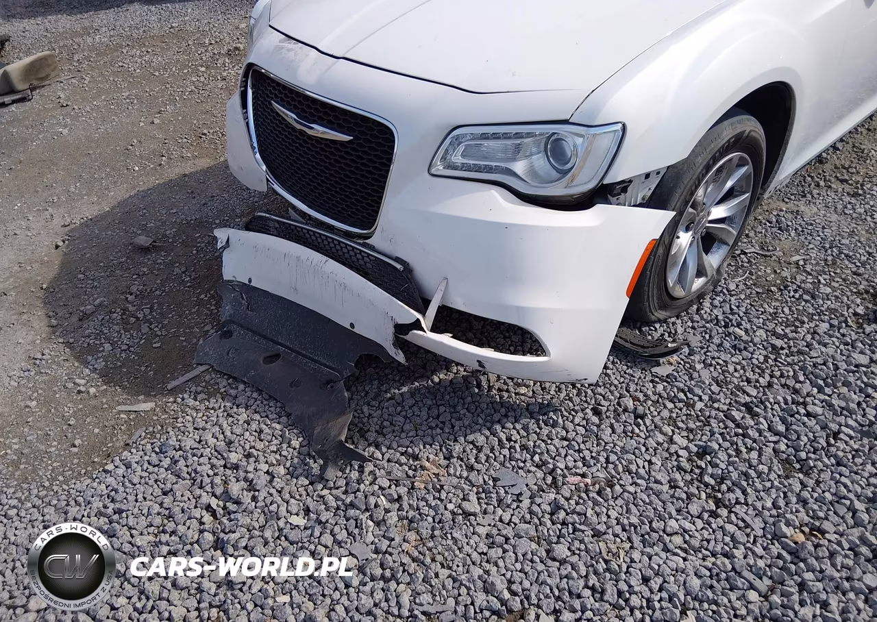 2016 Chrysler 300 Limited VIN:2C3CCAAG4GH141833 - 6