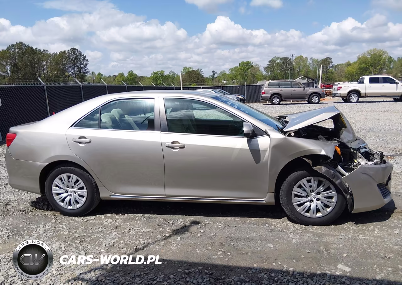 2014 Toyota Camry Le VIN:4T1BF1FK5EU765867 - 13