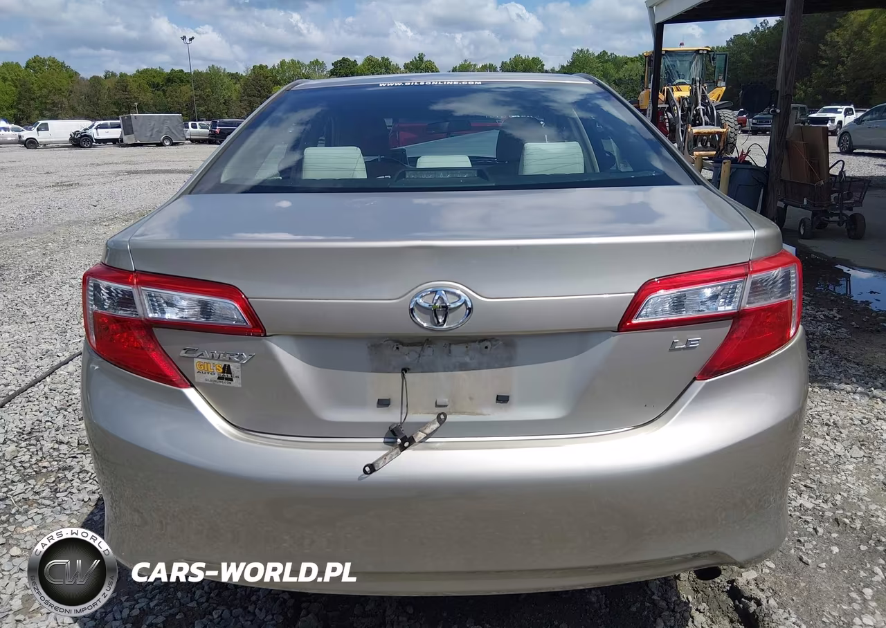 2014 Toyota Camry Le VIN:4T1BF1FK5EU765867 - 16