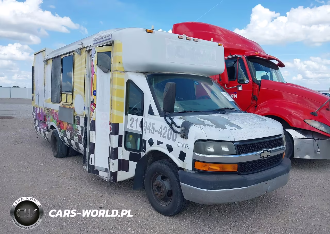 2008 Chevrolet Express Cutaway Work Van