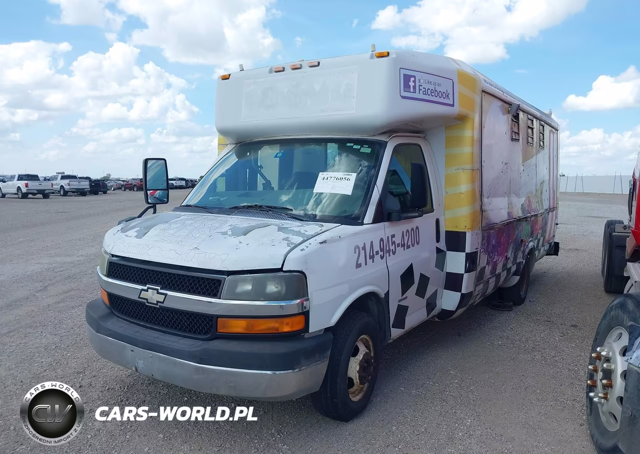 2008 Chevrolet Express Cutaway Work Van VIN:1GBJG316281234302 - 2