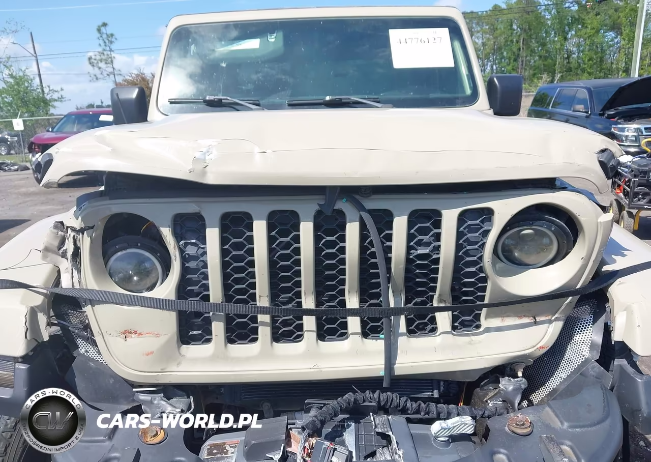 2020 Jeep Gladiator Sport S 4X4 VIN:1C6HJTAG4LL161653 - 6