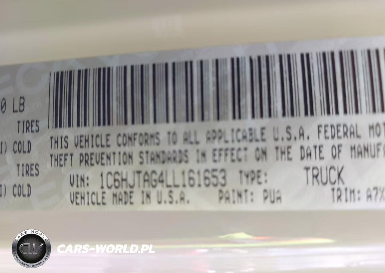 2020 Jeep Gladiator Sport S 4X4 VIN:1C6HJTAG4LL161653 - 9