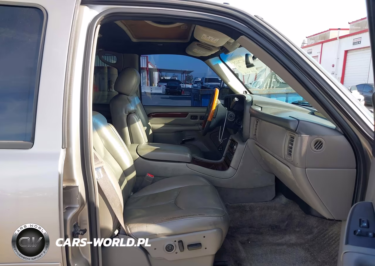 2003 Cadillac Escalade Standard VIN:1GYEK63N43R312746 - 5