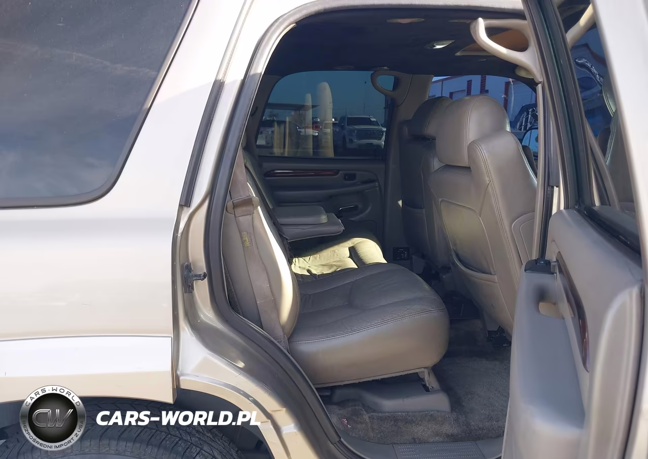 2003 Cadillac Escalade Standard VIN:1GYEK63N43R312746 - 8