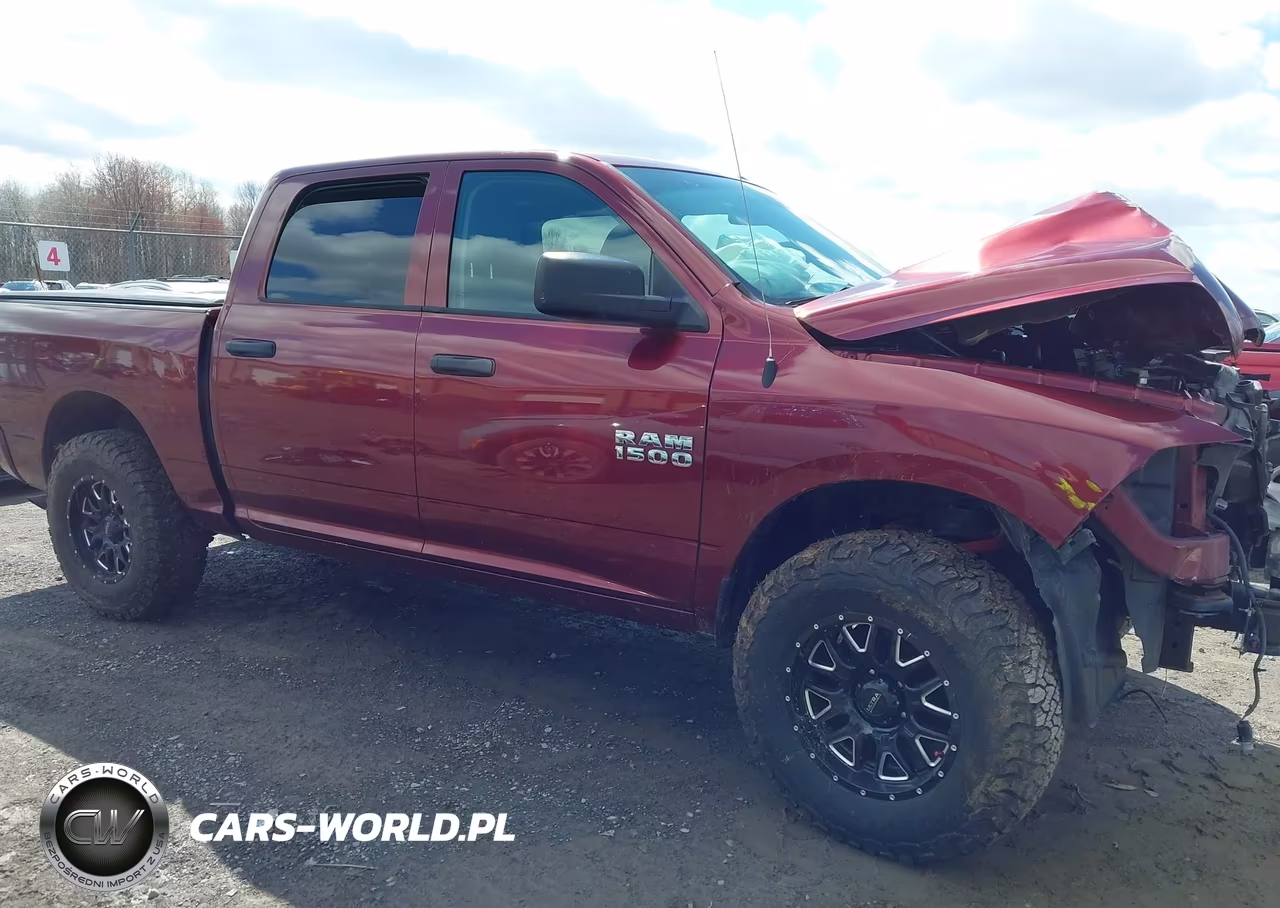 2018 Ram 1500 Express 4X4 5'7 Box VIN:3C6RR7KG8JG235511 - 14