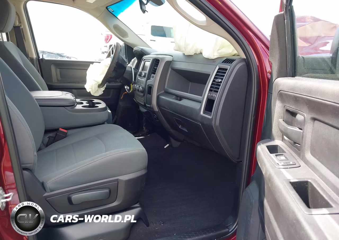 2018 Ram 1500 Express 4X4 5'7 Box VIN:3C6RR7KG8JG235511 - 5