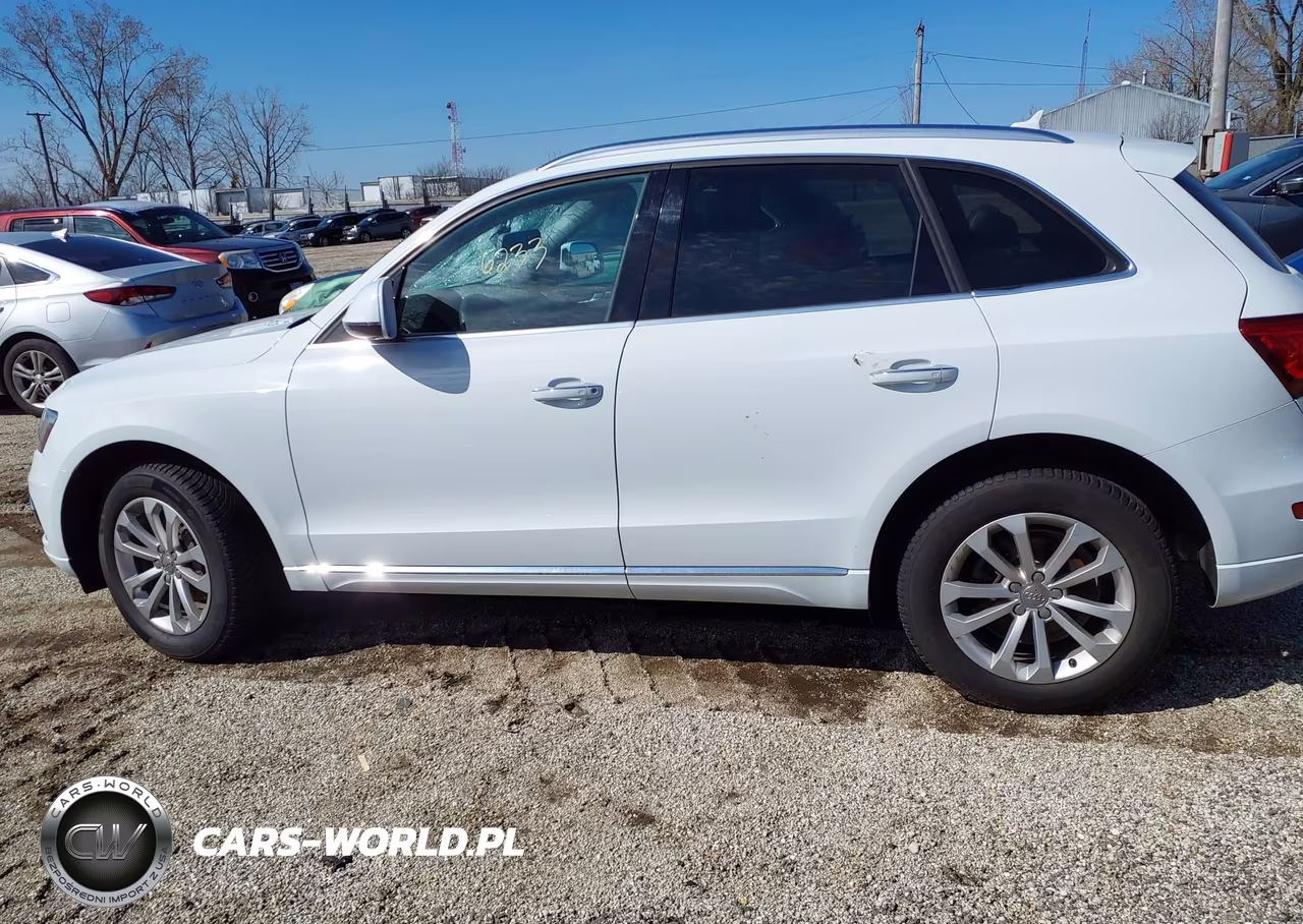 2015 Audi Q5 2.0T Premium VIN:WA1LFAFP0FA079379 - 14