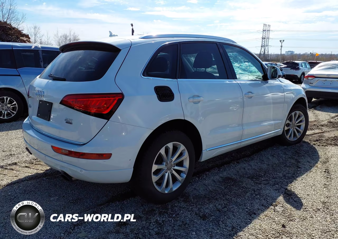 2015 Audi Q5 2.0T Premium VIN:WA1LFAFP0FA079379 - 4