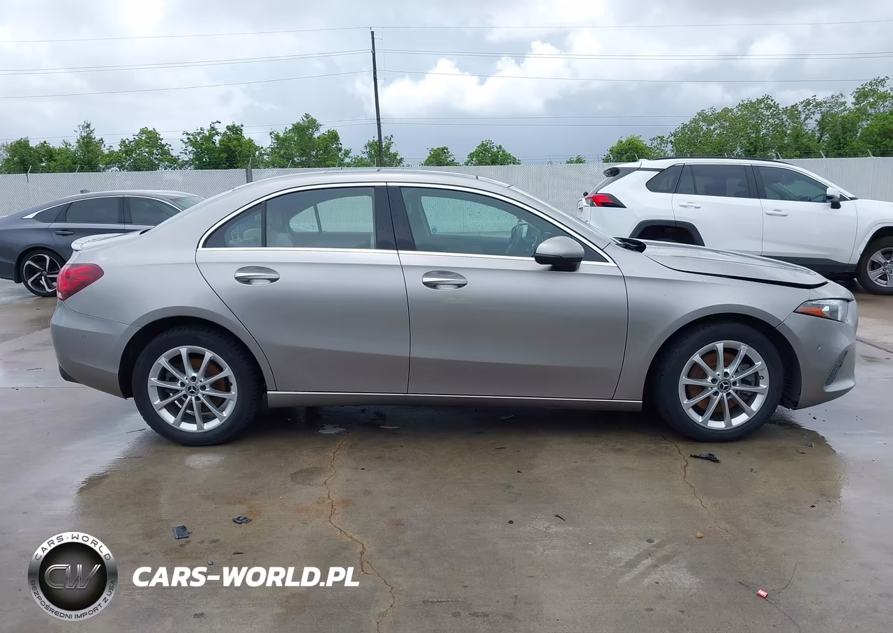 2021 Mercedes-Benz A 220 VIN:W1K3G4EB1MJ285954 - 13