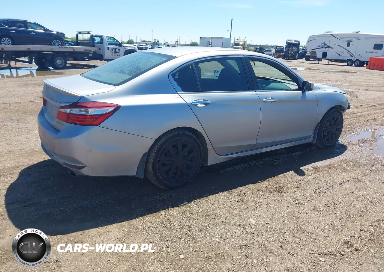 2017 Honda Accord Sport VIN:1HGCR2F56HA126873 - 4