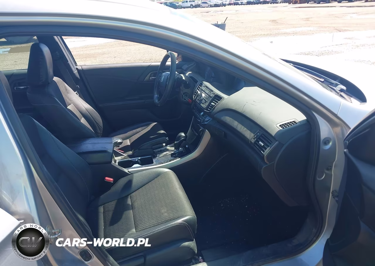 2017 Honda Accord Sport VIN:1HGCR2F56HA126873 - 5