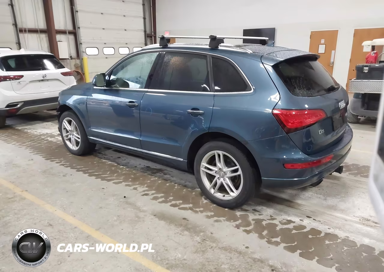 2016 Audi Q5 2.0T Premium VIN:WA1L2AFP1GA105260 - 3