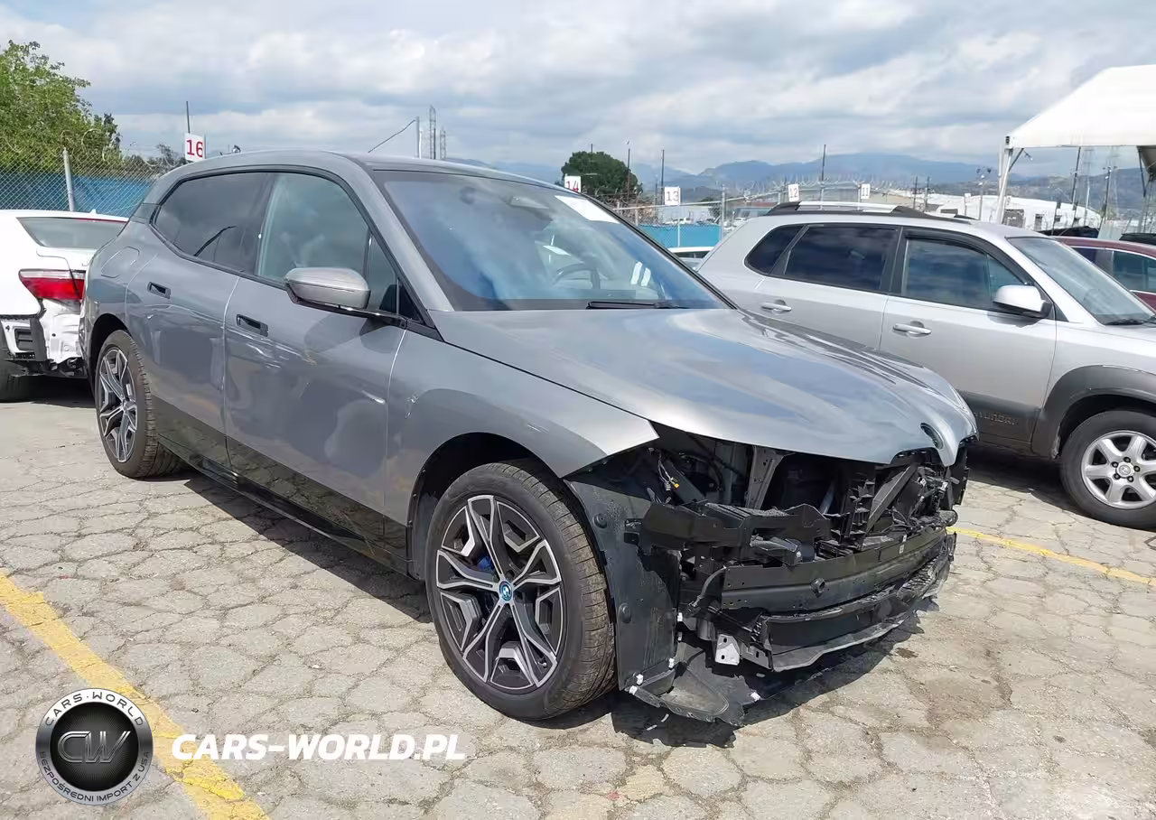 2024 BMW Ix xDrive50