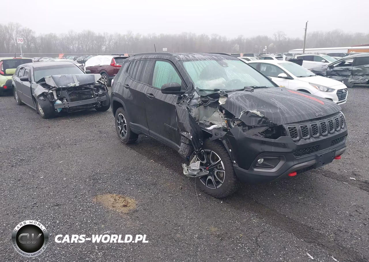 2024 Jeep Compass Trailhawk 4X4