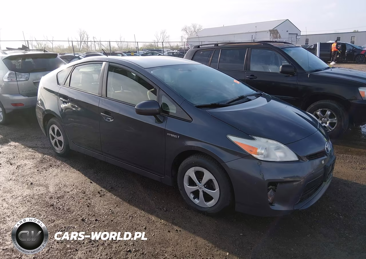 2013 Toyota Prius Two