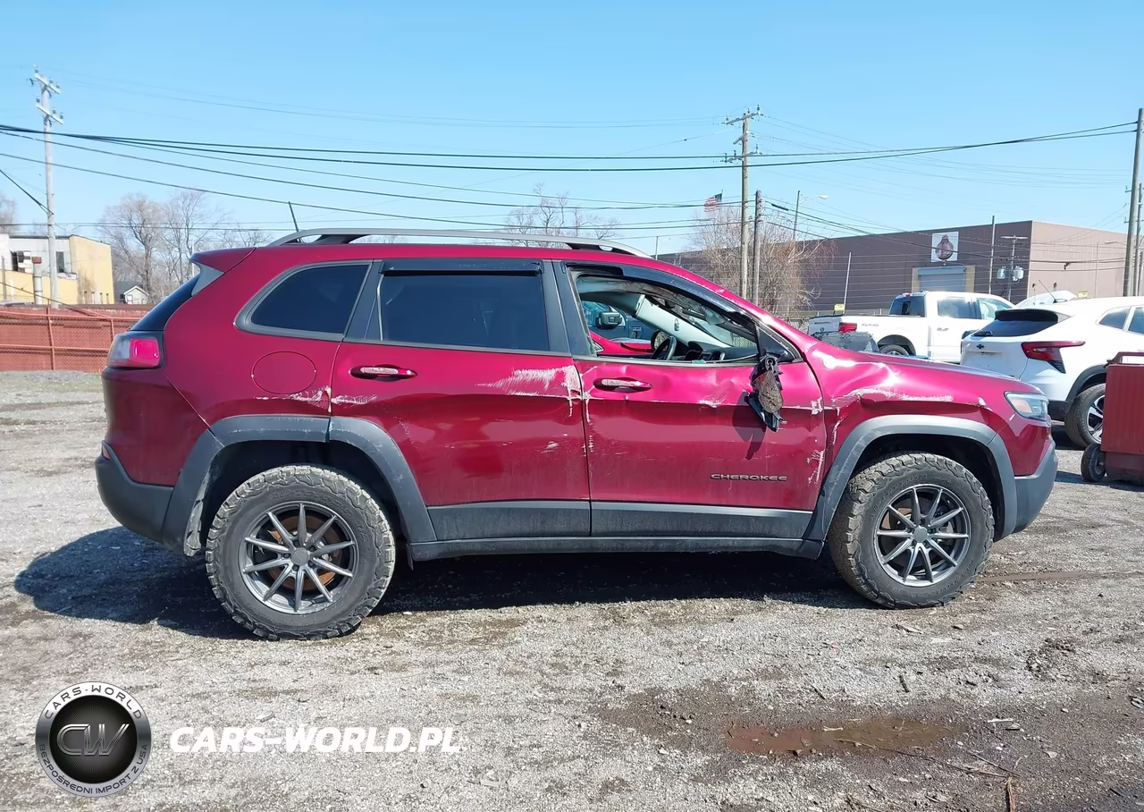 2019 Jeep Cherokee Trailhawk 4X4 VIN:1C4PJMBX6KD200308 - 13