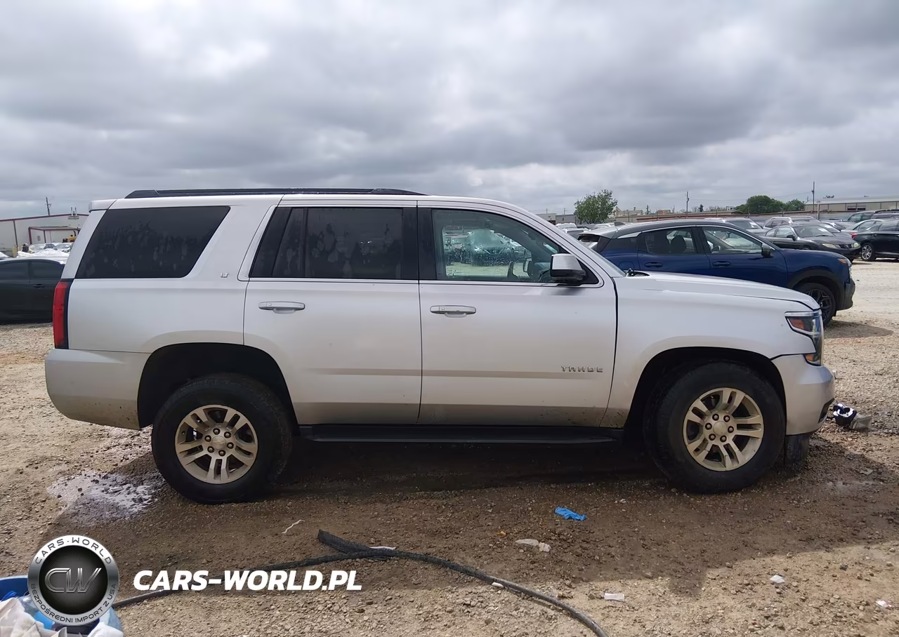 2018 Chevrolet Tahoe Lt VIN:1GNSCBKC4JR199691 - 13