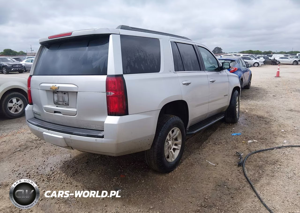 2018 Chevrolet Tahoe Lt VIN:1GNSCBKC4JR199691 - 4
