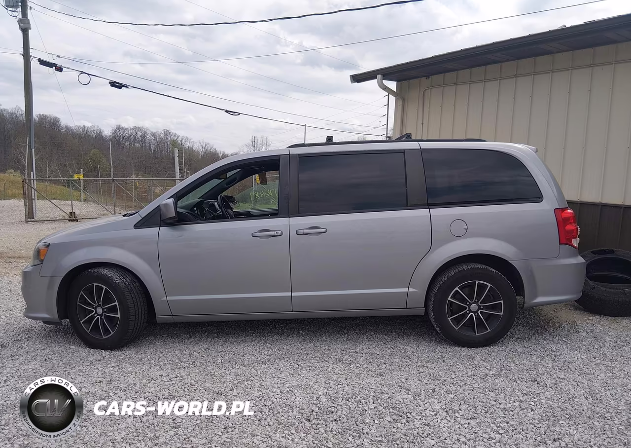 2018 Dodge Grand Caravan Gt VIN:2C4RDGEG1JR147283 - 15