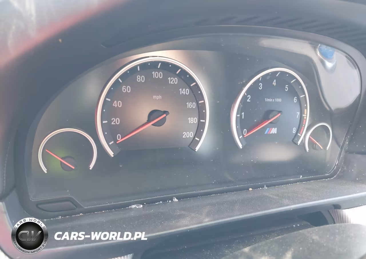 2013 BMW M5 VIN:WBSFV9C57DC772418 - 7