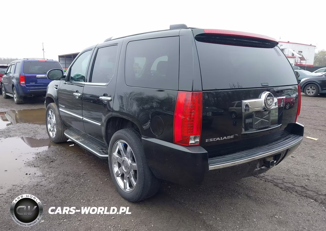 2007 Cadillac Escalade Standard VIN:1GYFK638X7R149380 - 3