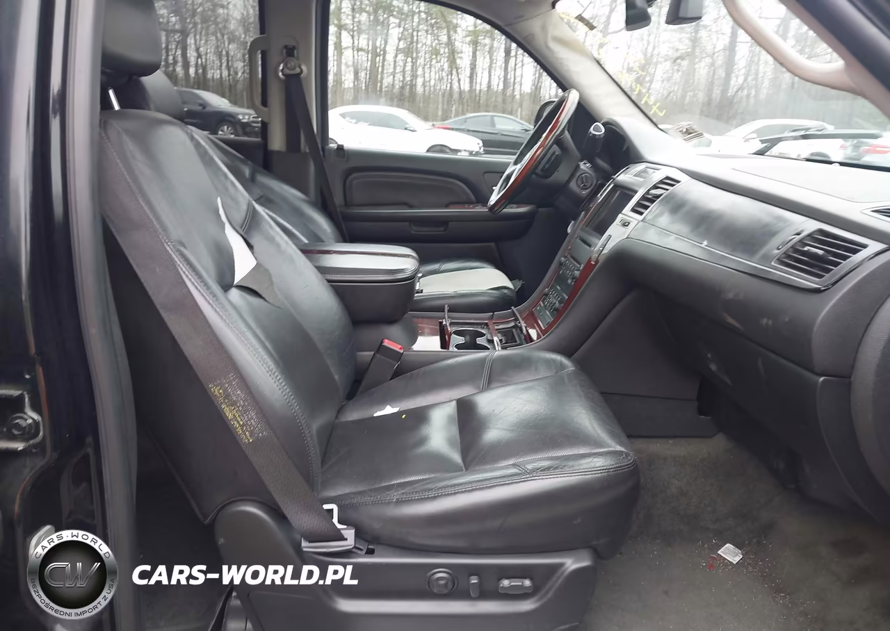2007 Cadillac Escalade Standard VIN:1GYFK638X7R149380 - 5