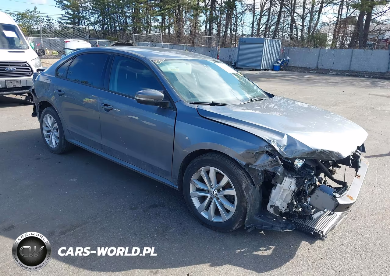 2014 Volkswagen Passat 1.8T S