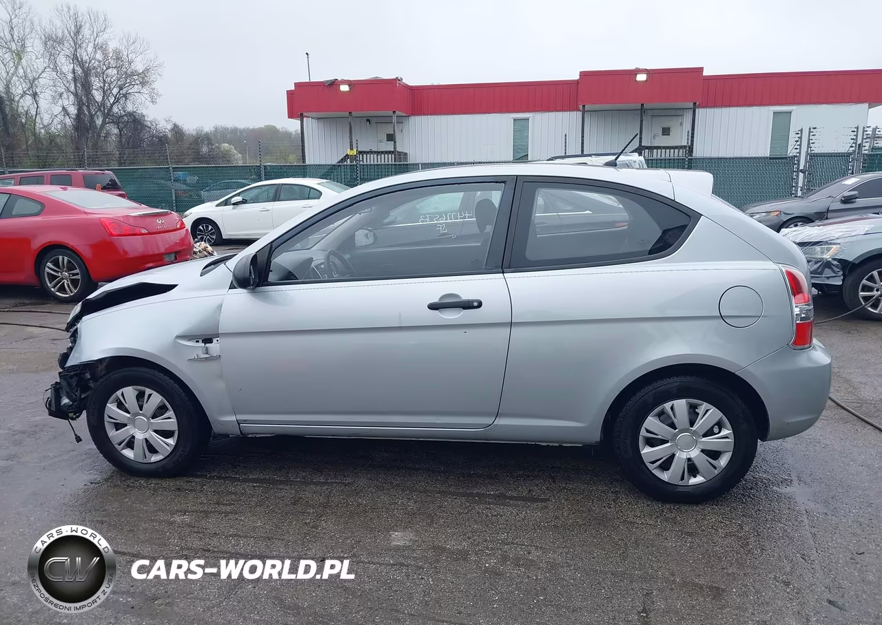 2008 Hyundai Accent Gs VIN:KMHCM36CX8U058766 - 14