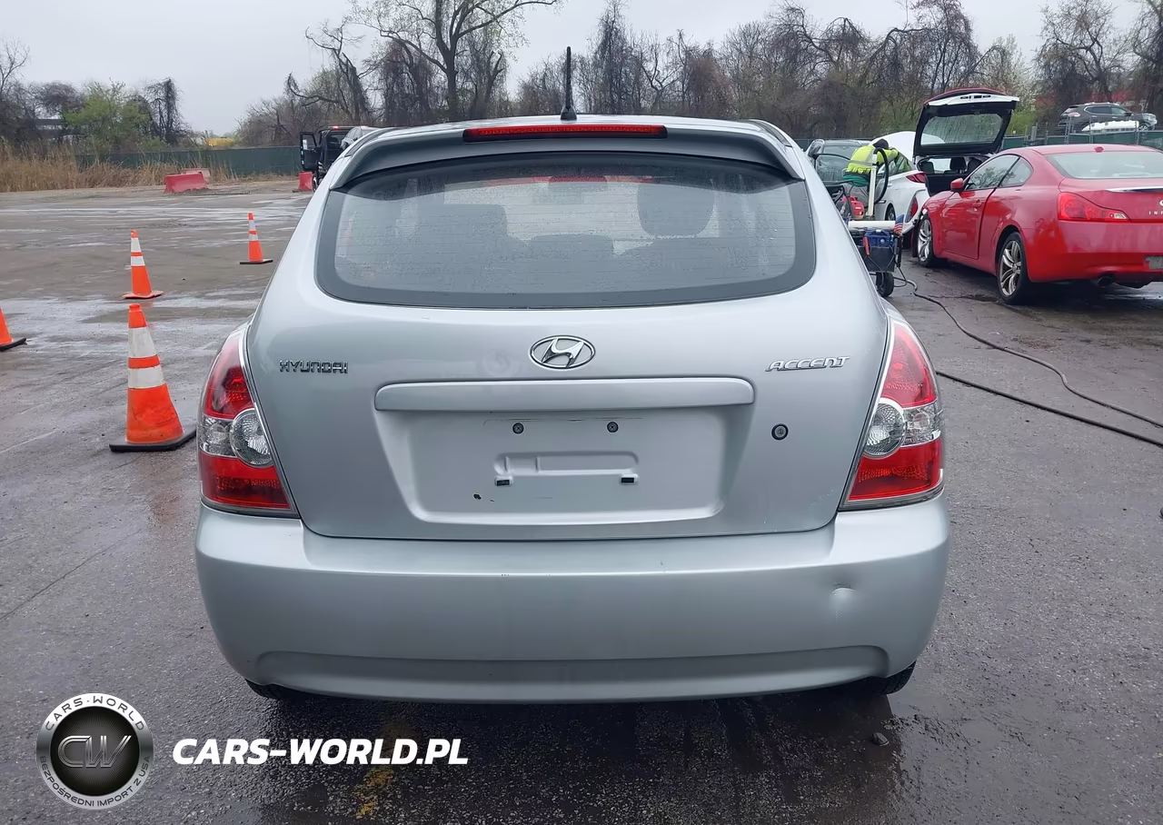 2008 Hyundai Accent Gs VIN:KMHCM36CX8U058766 - 16